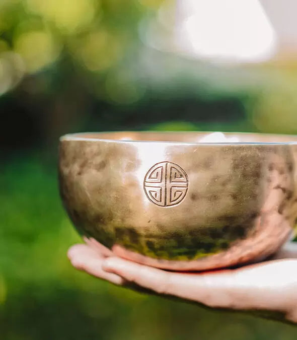 What are singing bowls and how do they work?